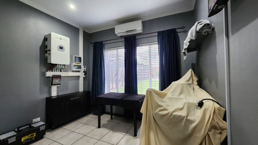 4 Bedroom Property for Sale in Melodie North West